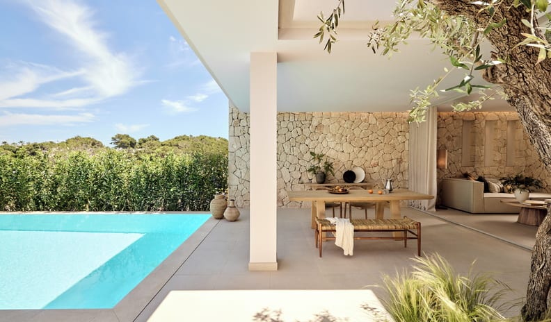 Deluxe Two Bedroom Residence Private Pool Front Coastal View, Private Pool